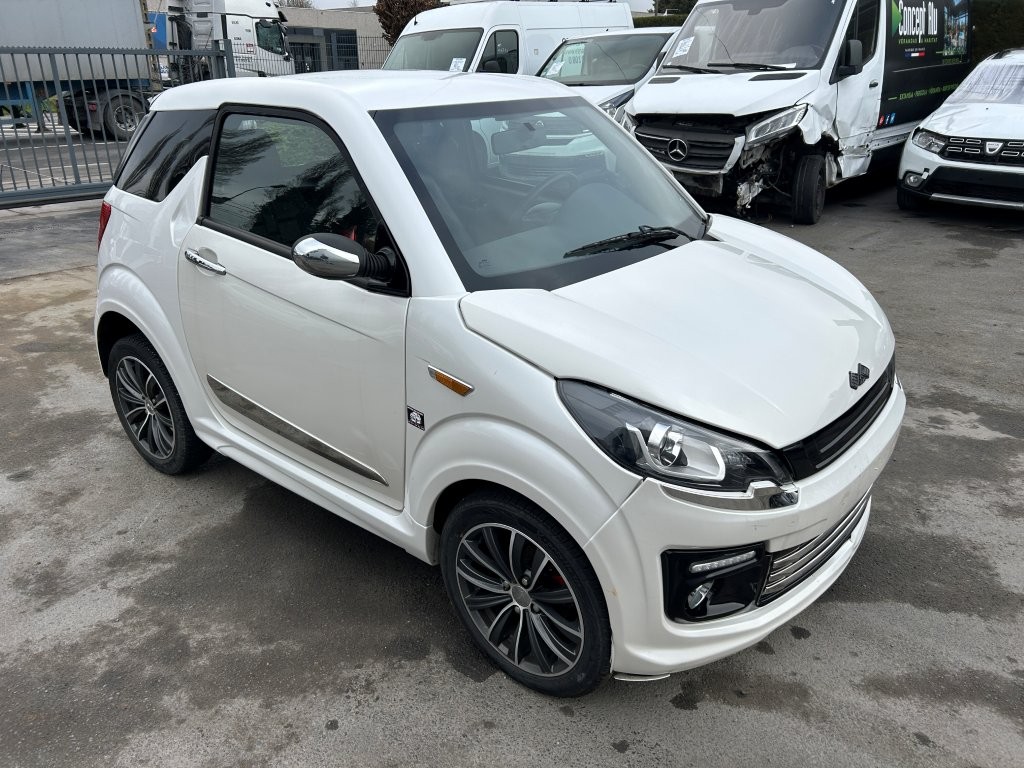 Auto